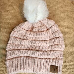C.C. Exclusives Winter Beanie knit hat, NWOT light pink with white/ crea…
